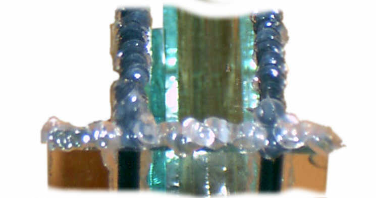 Datei:Bauanleitung-Ätzgerät Verkleben6.jpg